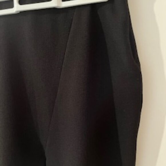 skirt - Picture 3 of 4